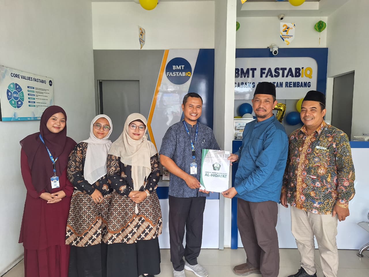 SINERGI AKADEMIK-BISNIS SYARIAH, STAI AL HIDAYAT LASEM DAN BMT FASTABIQ TEKEN MOU PENGUATAN TRI DHARMA